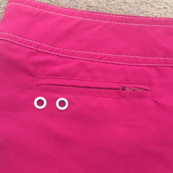 Point Zero Shorts - Picture 3 of 3